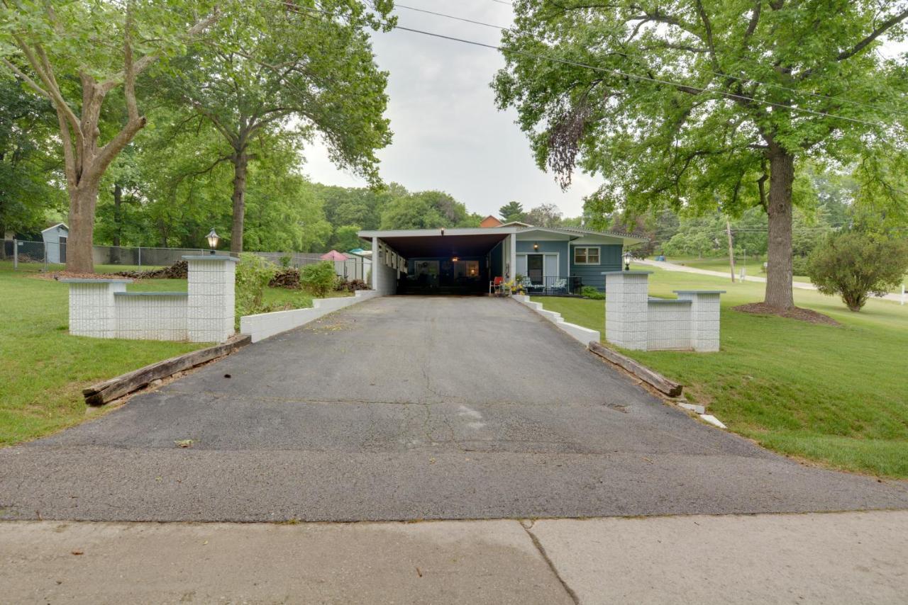 Bright Springfield Home Walk To Nature Center! Exterior foto
